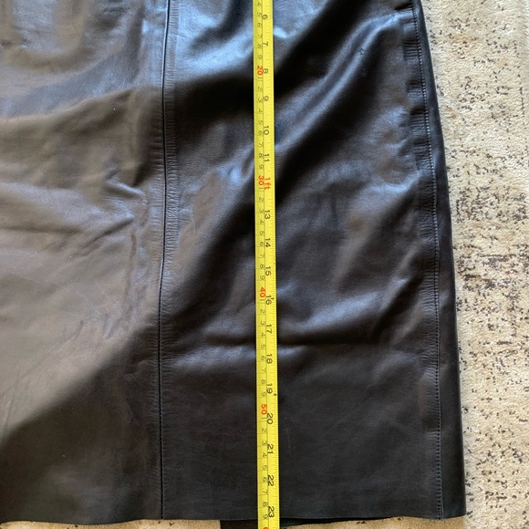 Tommy Hilfiger black genuine leather pencil skirt - Picture 6 of 8